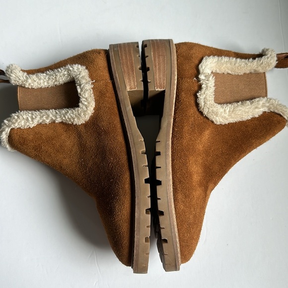 Steve Madden Leopold Faux Shearling Chelsea Boot in Camel Suede New - Picture 6 of 8